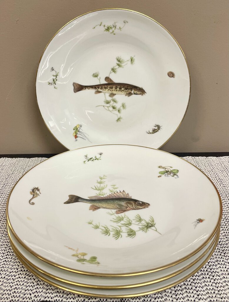 Richard Ginori Fish Quenelle Smooth Pattern Plates (4-Pcs)