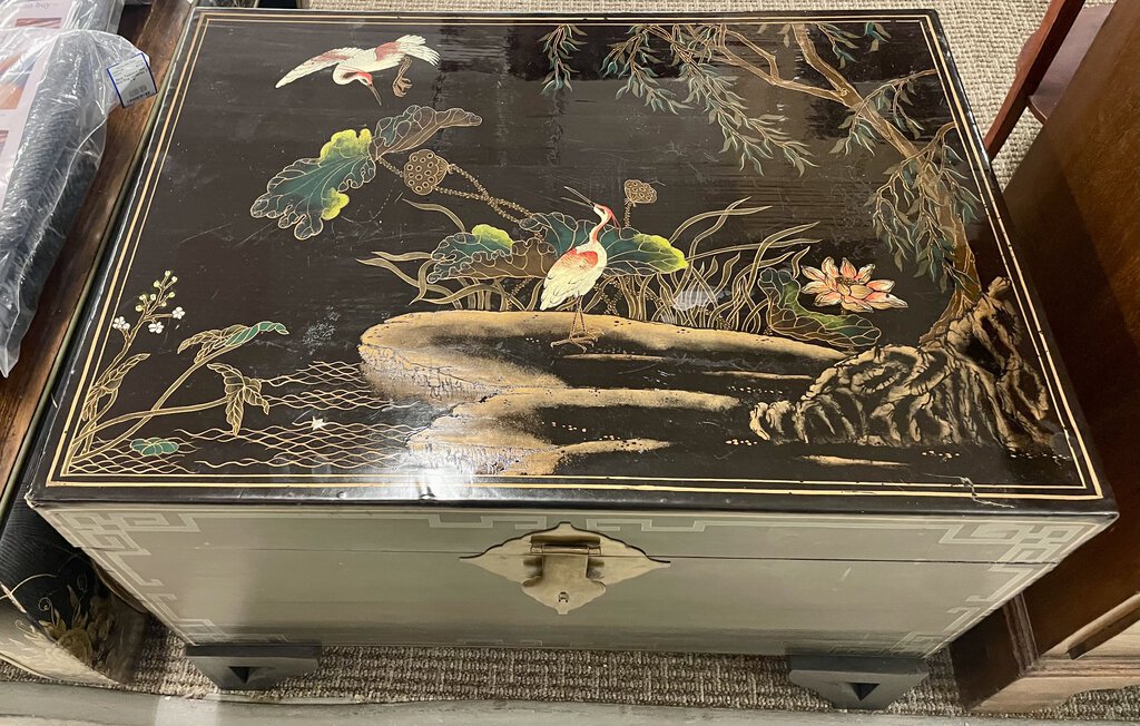 Maitland -Smith Chinese Crane Motif Black Lacquer Trunk