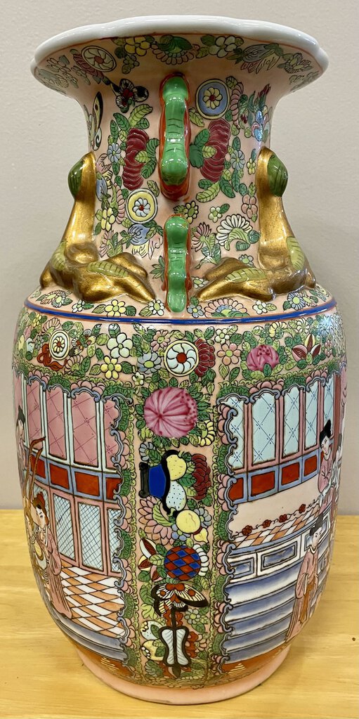 Modern Chinese Canton Rose Medallion Porcelain Vase