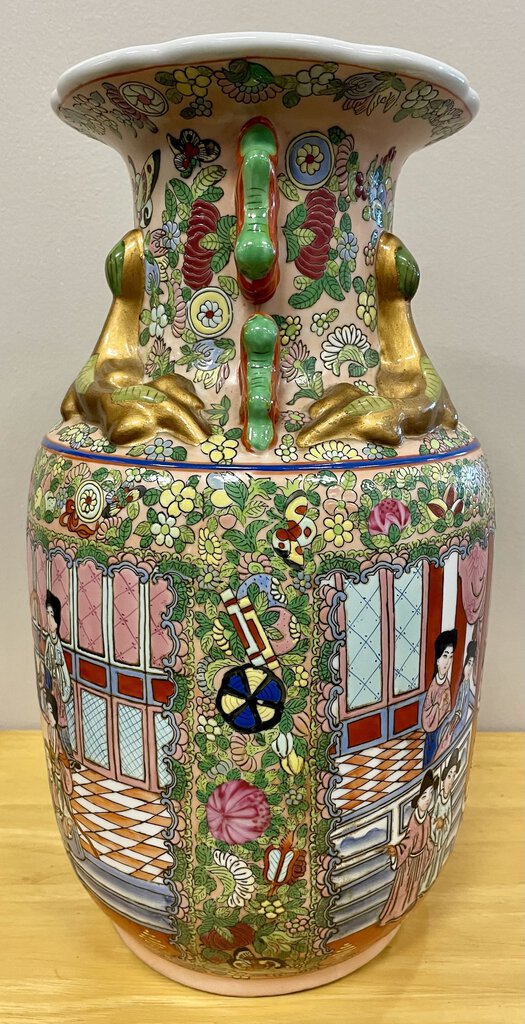 Modern Chinese Canton Rose Medallion Porcelain Vase