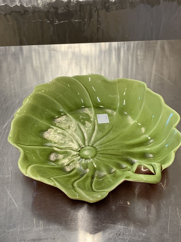 California Harold Johnson Pottery Green Leaf Bowl
