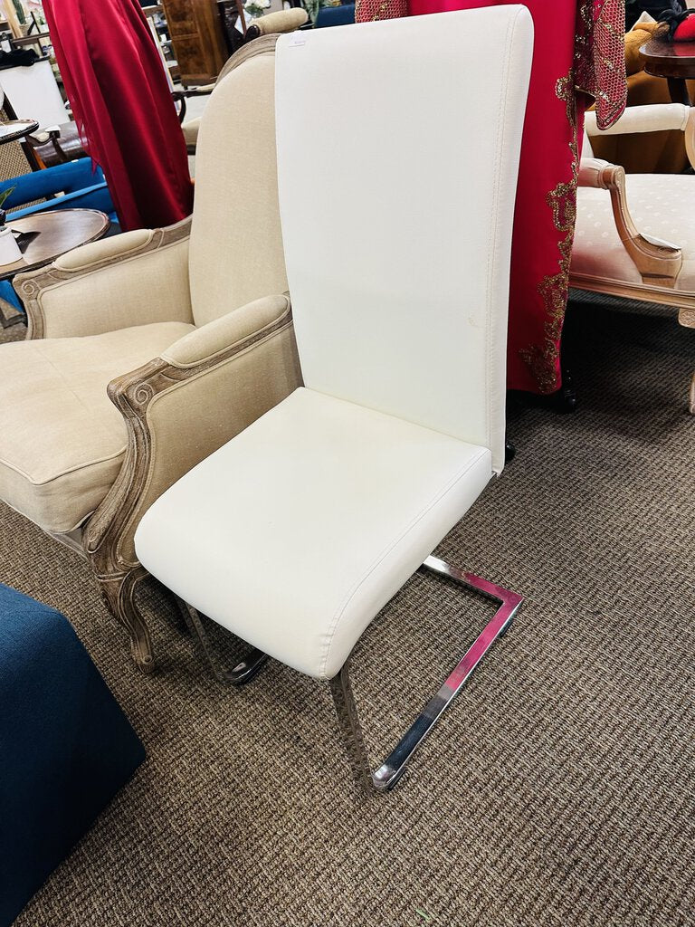 Chairus White Chrome Chair